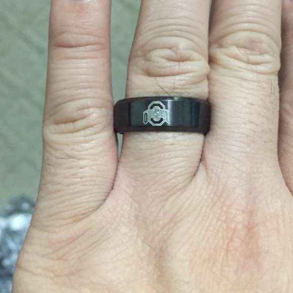 Ohio State Buckeyes Black Titanium Steel Ring - Picture 2 of 3